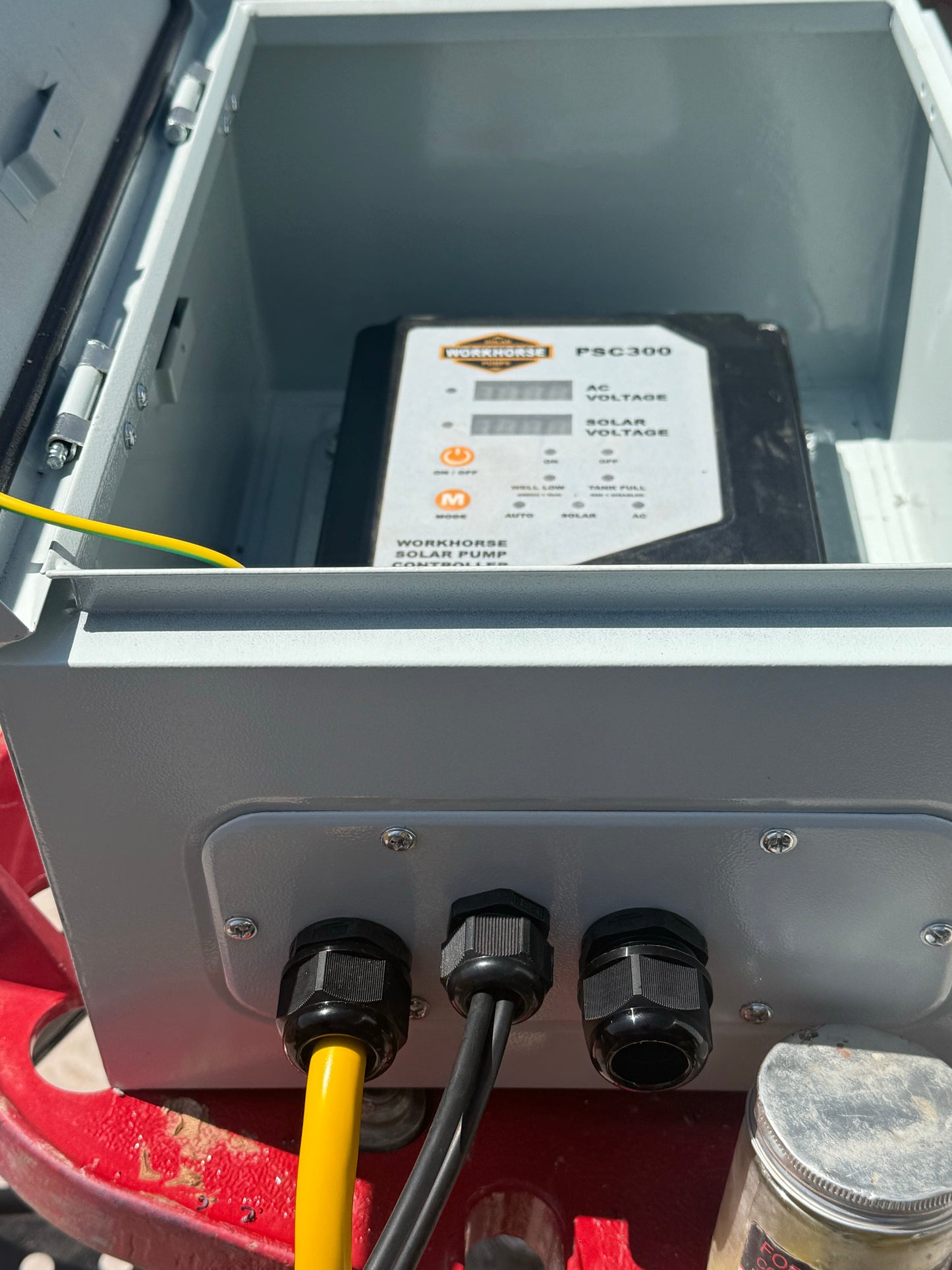 Electrical Box 16 x 12 x 8'' Steel Electrical Junction Box，NEMA 4X Steel Enclosure Box，Indoor&Outdoor Electrical Box Waterproof & Dustproof，Wall Mounted Universal，with Lock & Mounting Plate